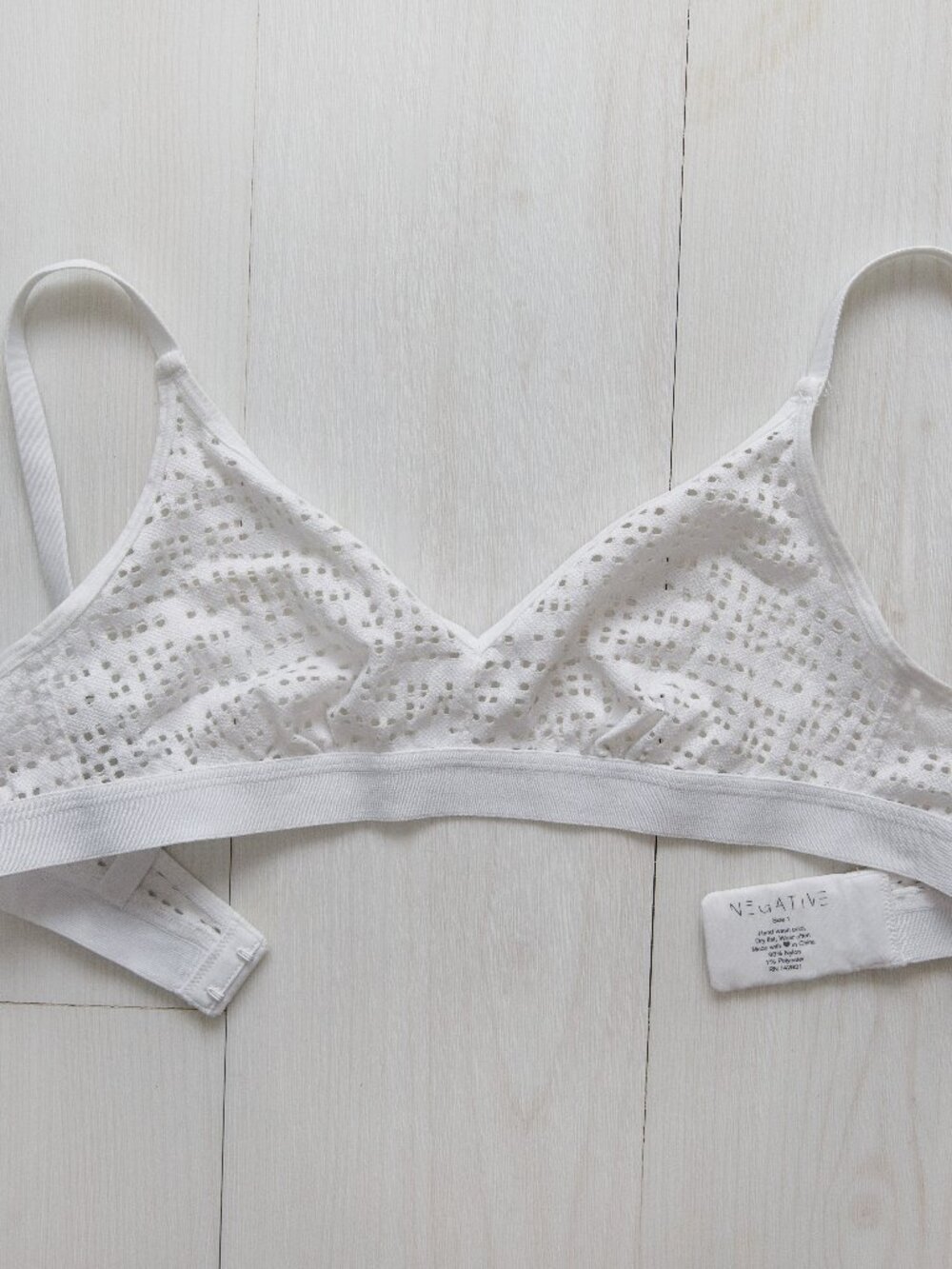 NEGATIVE White Eyelet Lace Cut-out Bralette Size 1